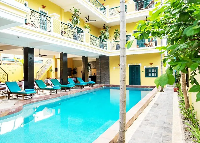 Golden Banana Siem Reap