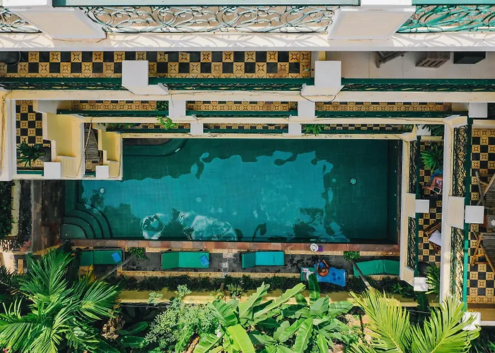 Hotel Golden Banana 4*