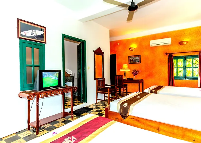 Golden Banana Siem Reap