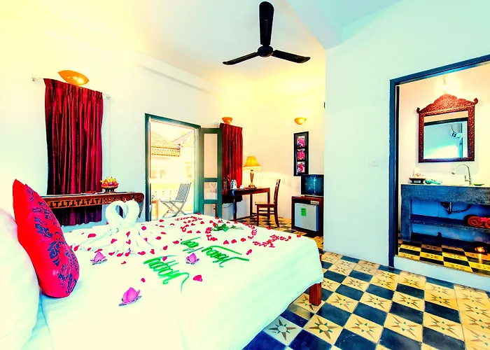 Golden Banana Siem Reap