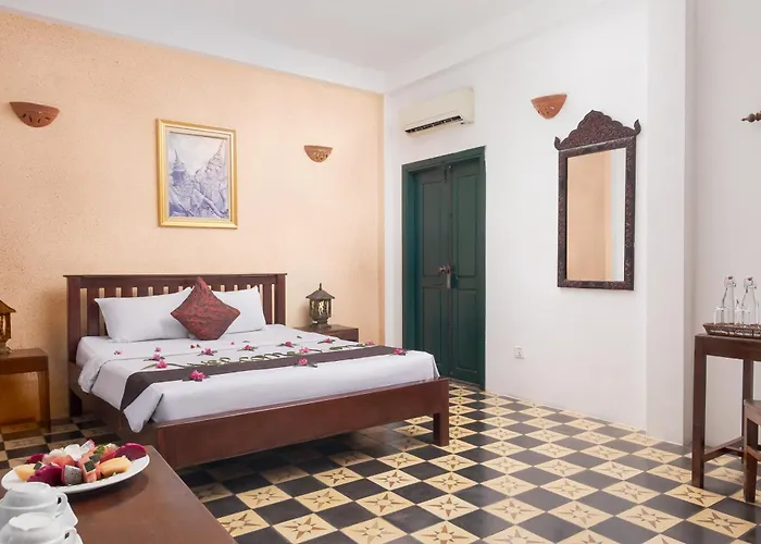 Hotel Golden Banana