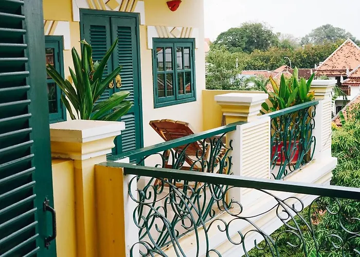 Hotel Golden Banana 4*